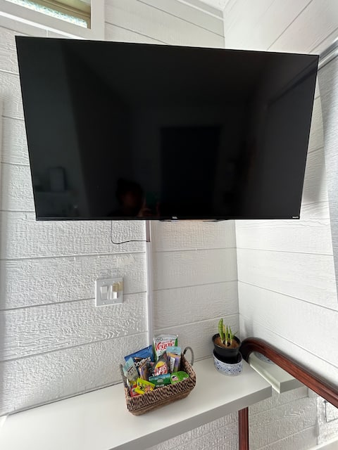 Top Airbnb: Tiny Home Oasis in the City! in Addicks Park Ten