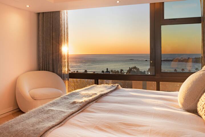 Geneva Horizon by Steadfast Collection gallery image 4