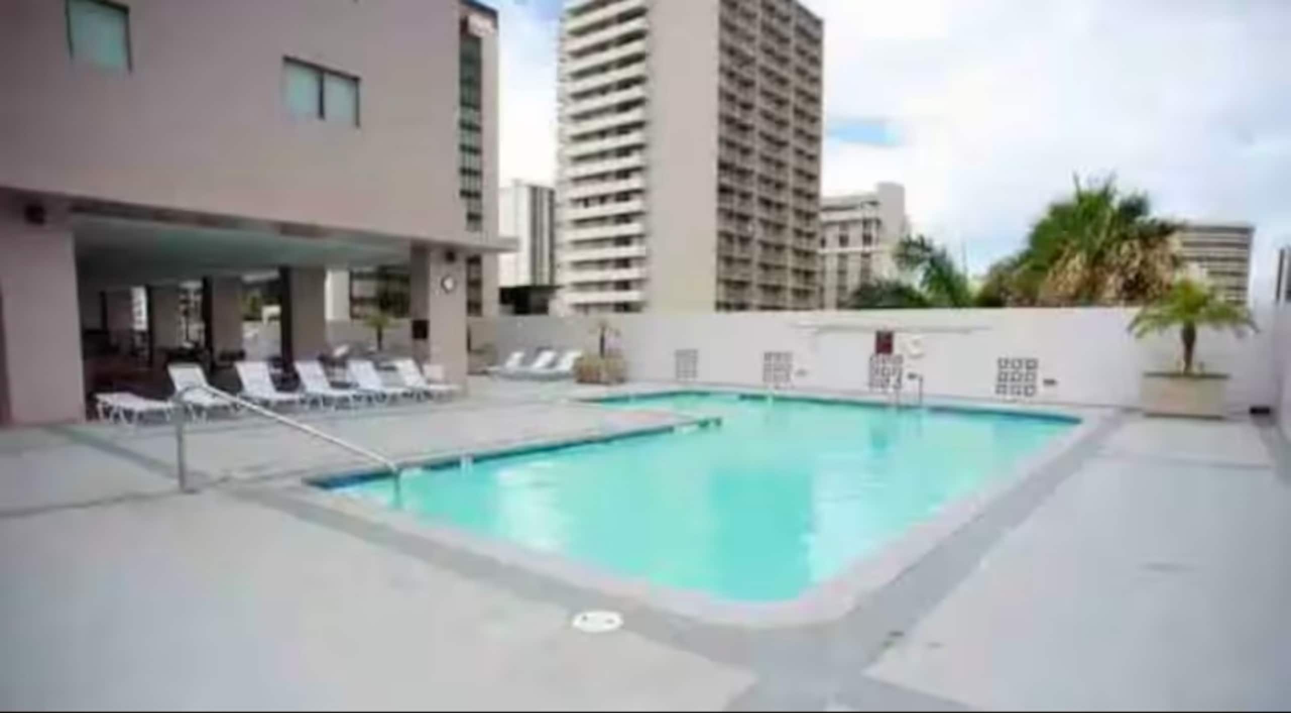 1 BD Ocean View Free Assigned Parking, Gym, AC - Image 28