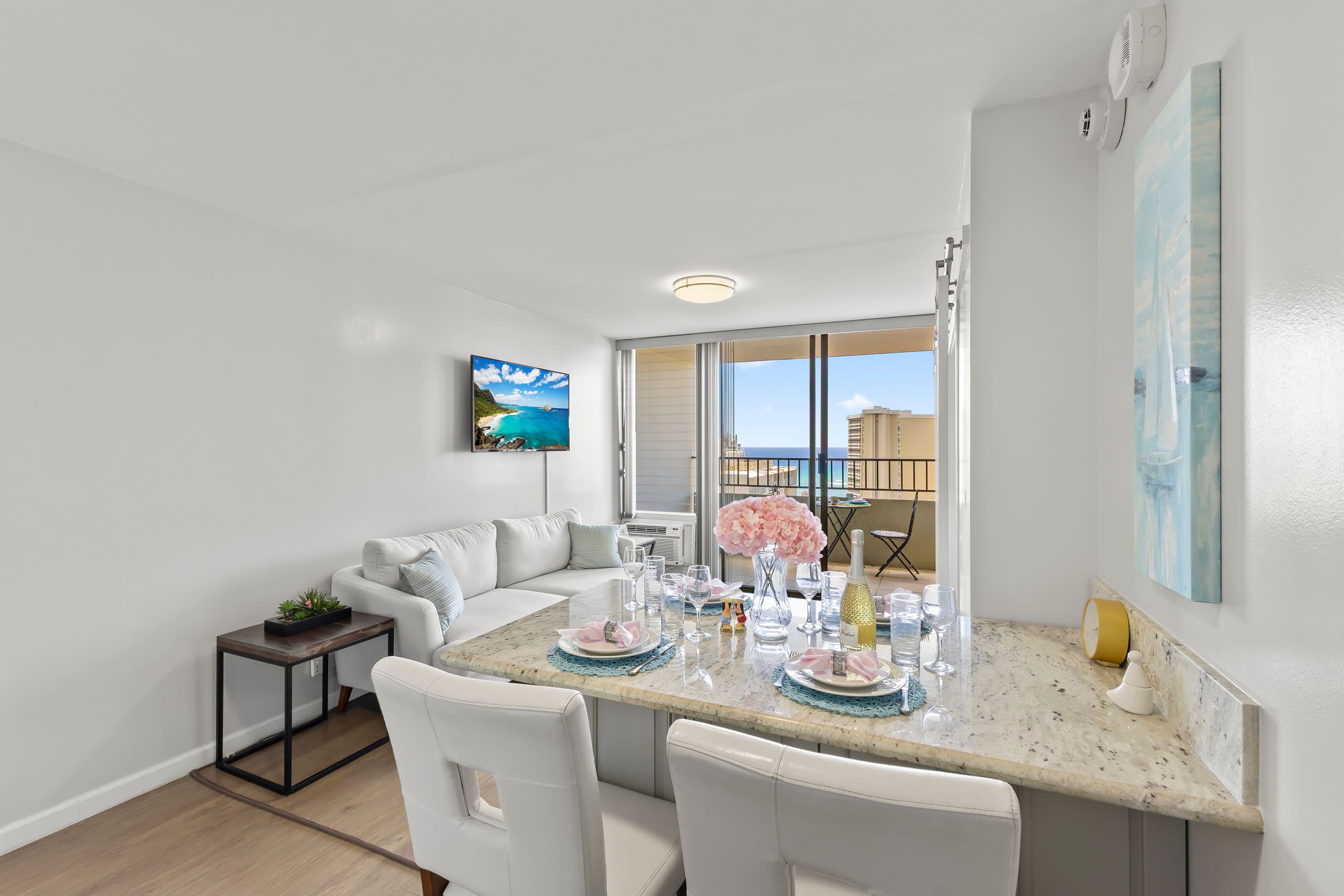 1 BD Ocean View Free Assigned Parking, Gym, AC - Image 59