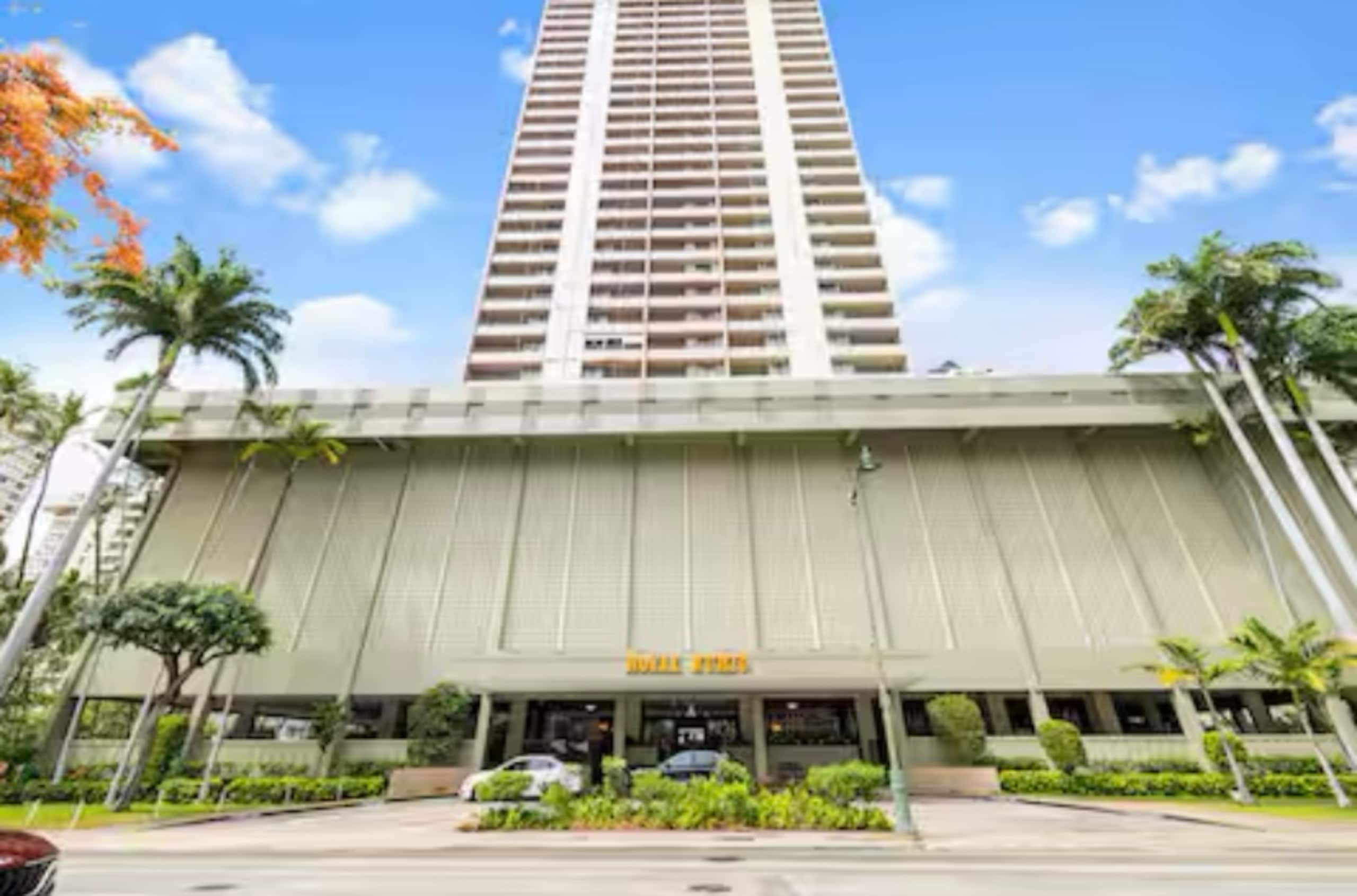 1 BD Ocean View Free Assigned Parking, Gym, AC - Image 27