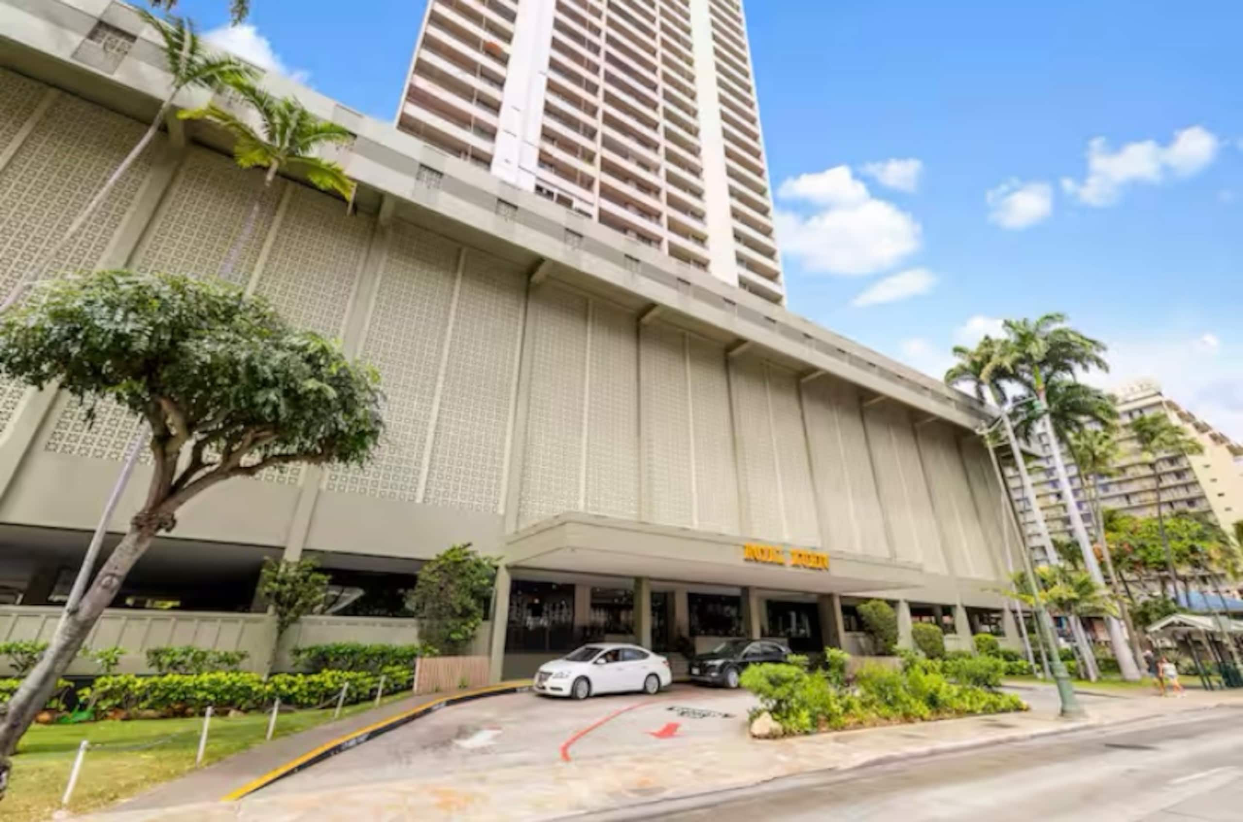 1 BD Ocean View Free Assigned Parking, Gym, AC - Image 26