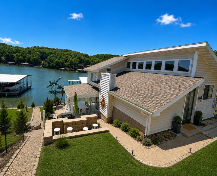 Lakefront 5bd/3ba/dock/firepit/pet Friendly-17pp - Camdenton, MO