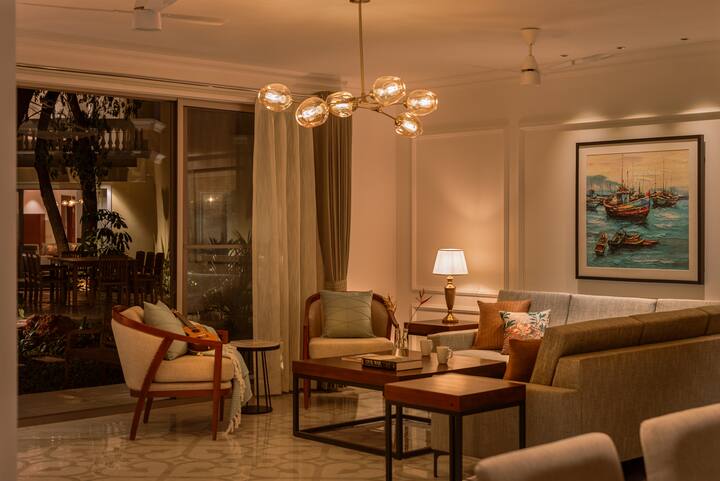 Living room image 4