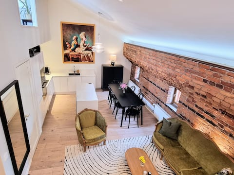 Successful Airbnb property: Penthouse, City Views & Terrace in Katajanokka