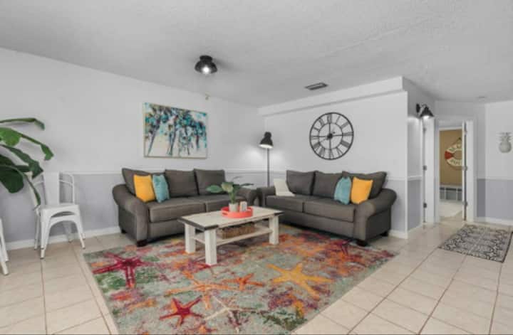 Spring Sale | Heated Pool | Sleeps 8 - Cape Coral, FL