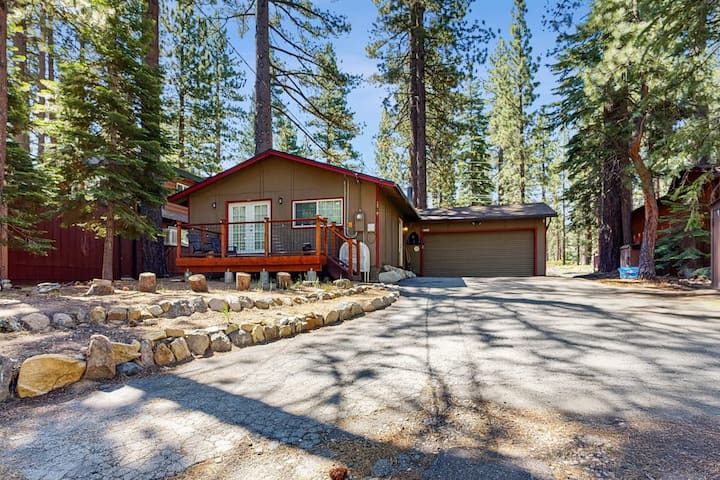 2br Dog-friendly Home Steps From Hiking Trails - South Lake Tahoe, CA