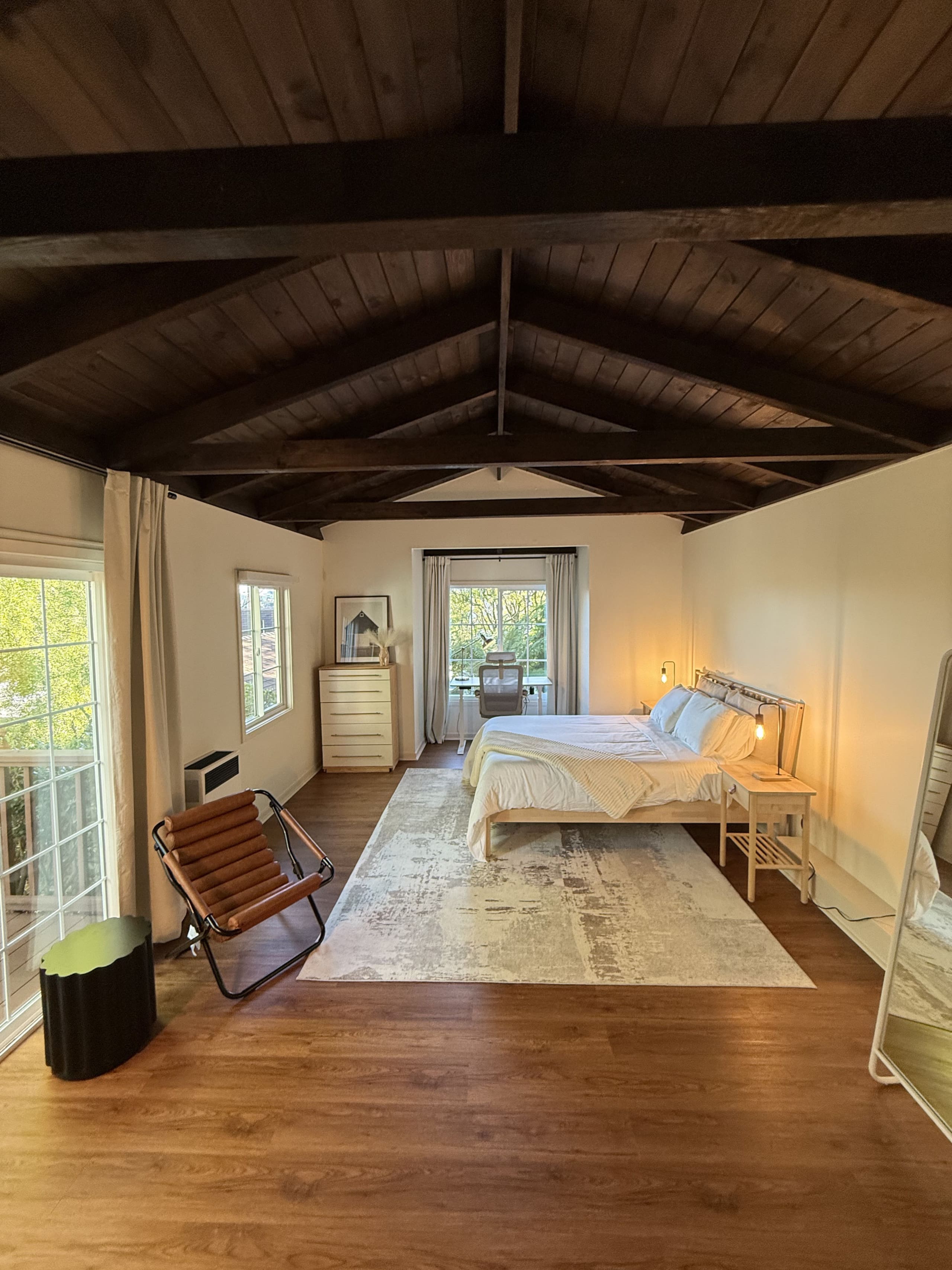 Home in San Francisco · ★5.0 · 1 bedroom · 2 beds · 2 baths - Image 11