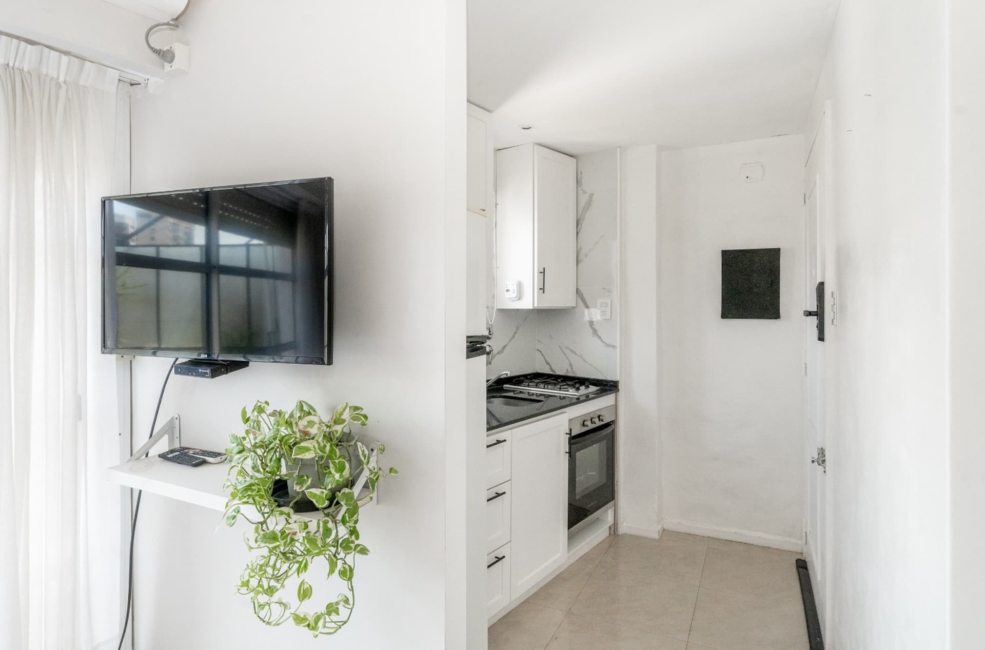 Departamento monoambiente con balcón en Recoleta