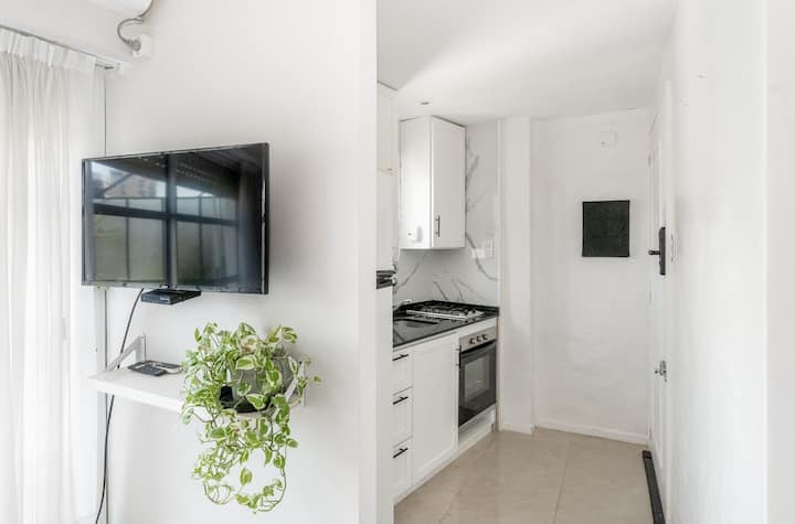 Apartamento studio com varanda e terraço solar em Recoleta