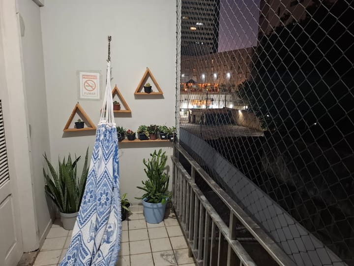 Apartamento Próximo A Beira Mar 50 Metros Da Praia - Fortaleza