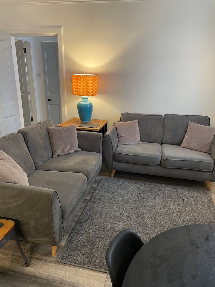 No.4 May Terrace City Apartment - Loch Ness