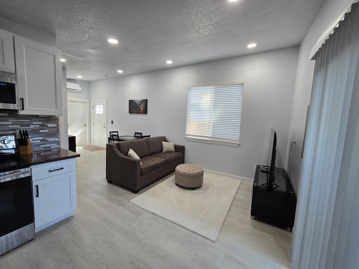 One Bedroom - Gresham, OR