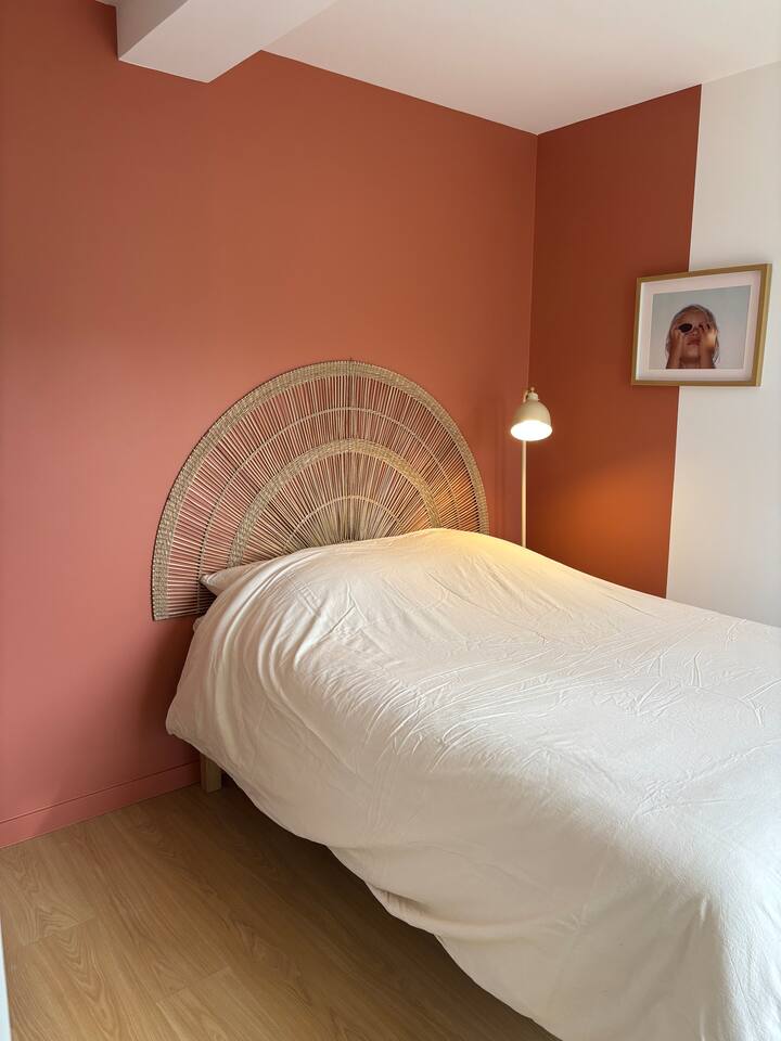 Spavaća soba Roland Garros s krevetom širine 140 cm