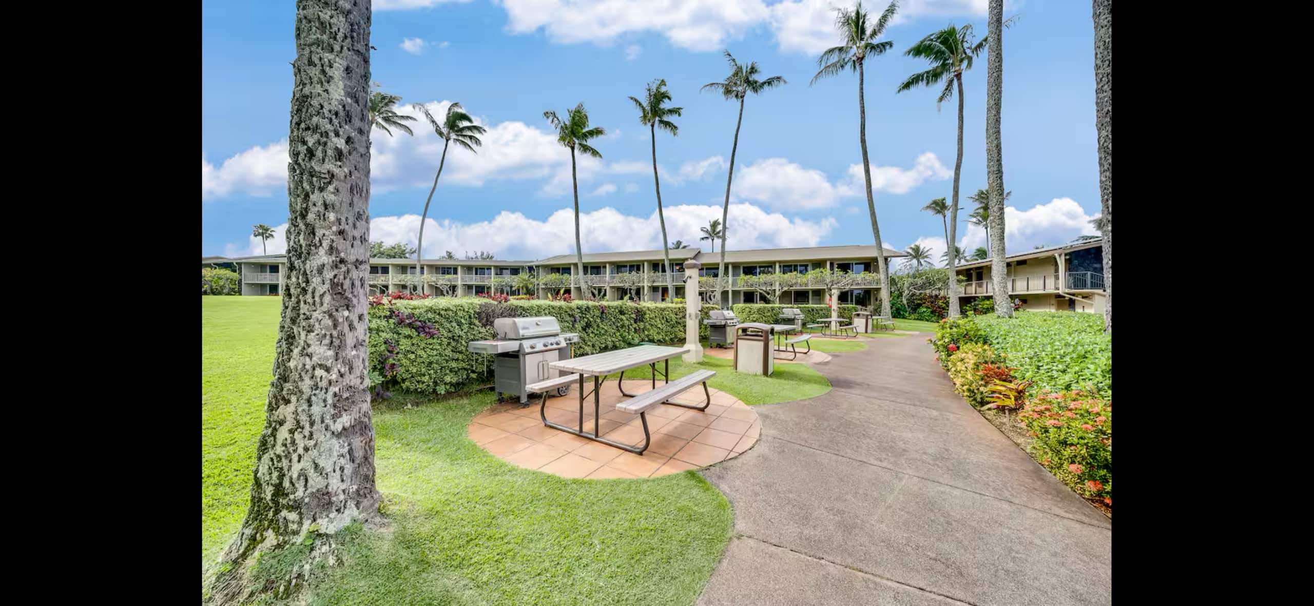 Home in Lahaina · ★4.93 · 1 bedroom · 3 beds · 1 bath - Image 17