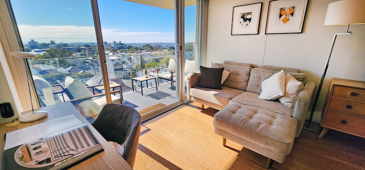 Sweeping Harbour & Ocean Views Over Sydney's East - オーストラリア シドニー