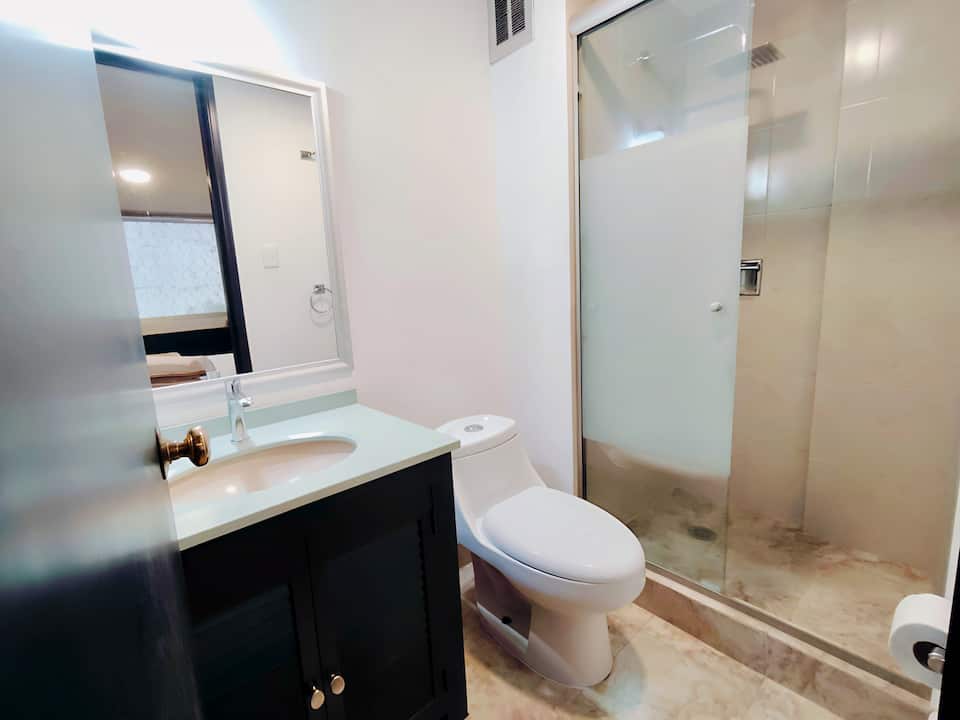 Private 3BR | 3 bath near Estadio Azul & WTC — photo 4