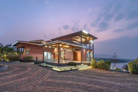 Sarvam - 4 BHK Luxe Villa - W/ Pool & Lake View