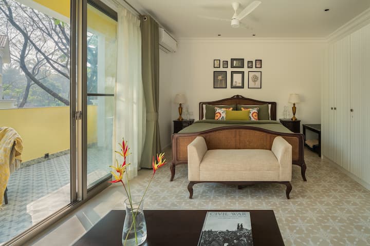 Bedroom 1 image 2