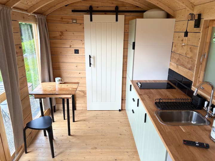 Romantic Shepherd's Hut/hottub/dublin Airport/bbq - Fingal