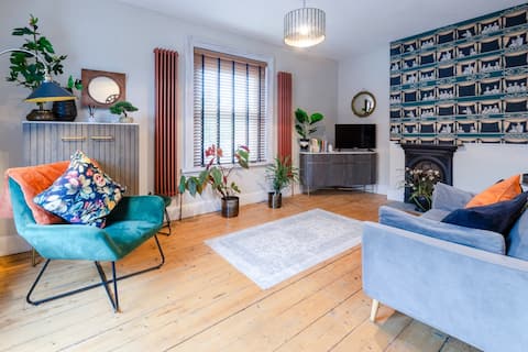Top performing Airbnb: Fig Tree Flat in Glastonbury