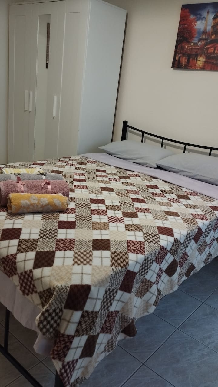 საძინებელი 2