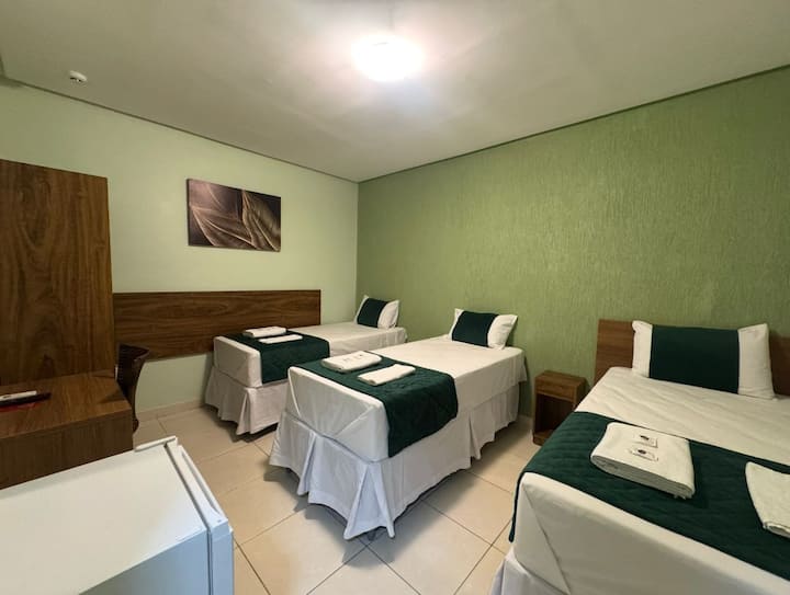 Quarto Triplo Econômico - Rio Verde/parauapebas-pa - Parauapebas