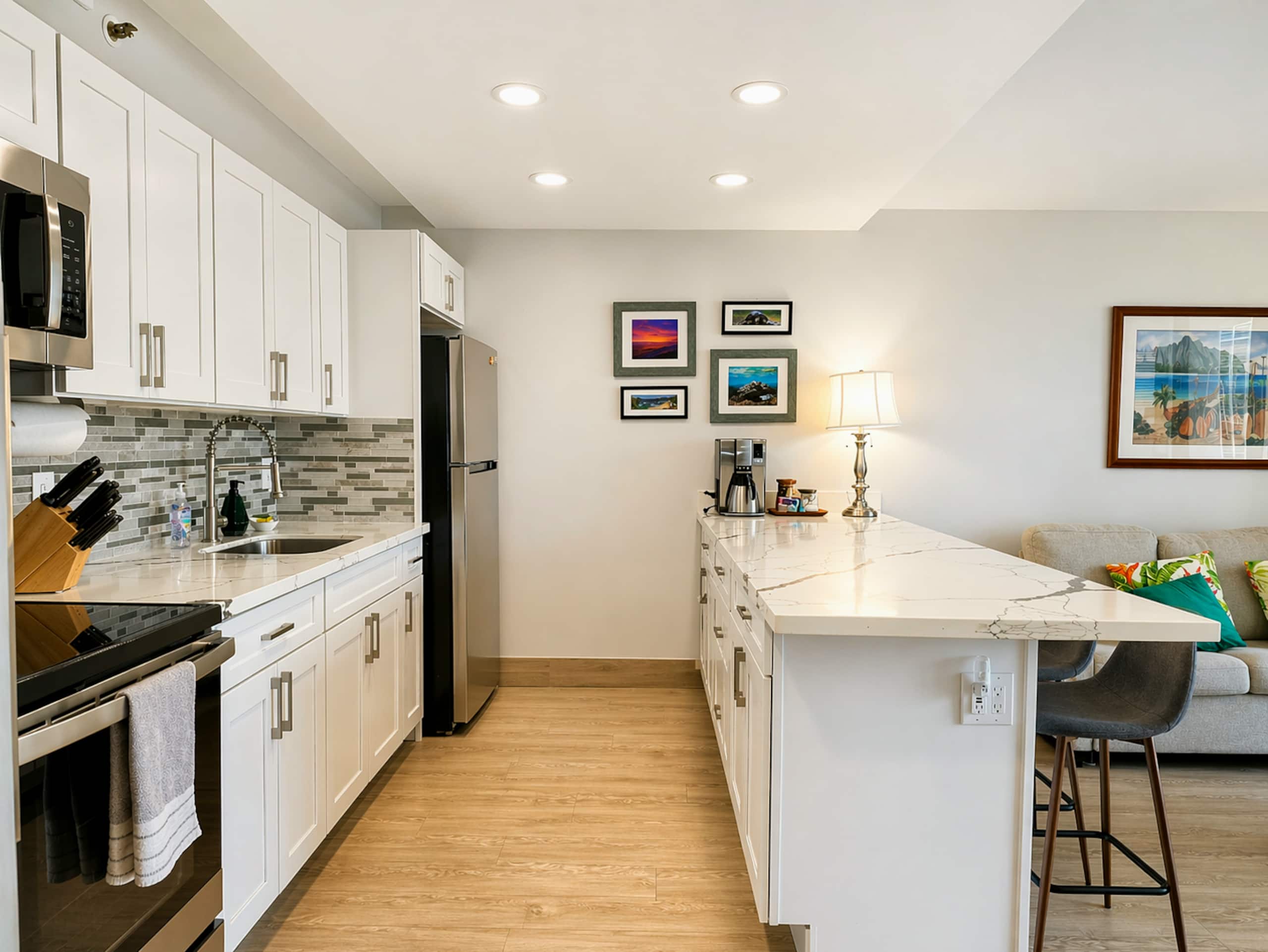 Condo in Honolulu · ★4.97 · 1 bedroom · 2 beds · 1 private bath - Image 7