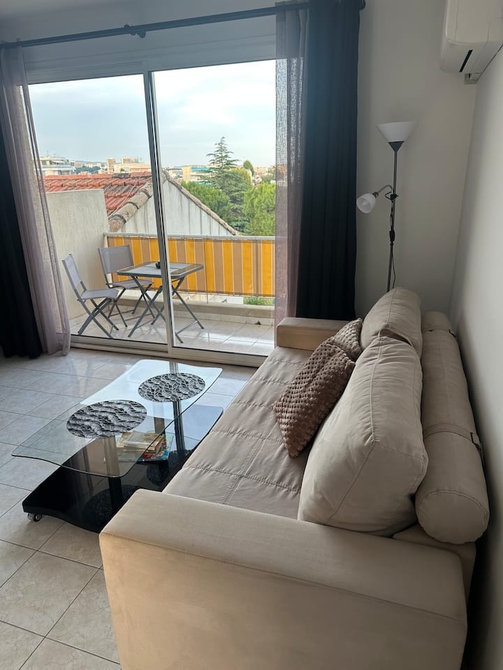 Studio Avec Piscine - Chez Mika - Saint-Laurent-du-Var