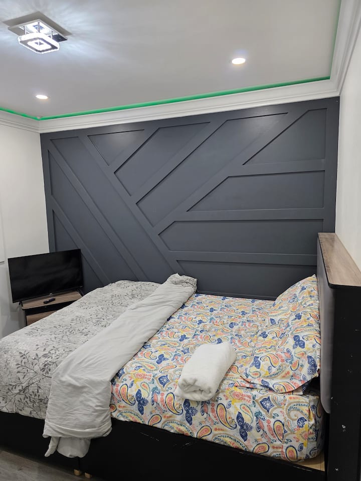 Home Sweet Home + Free Parking - Brampton
