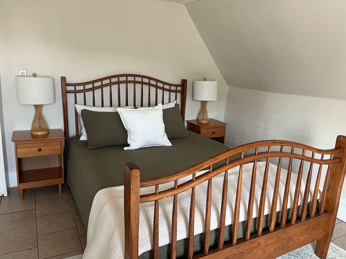 საძინებელი 1