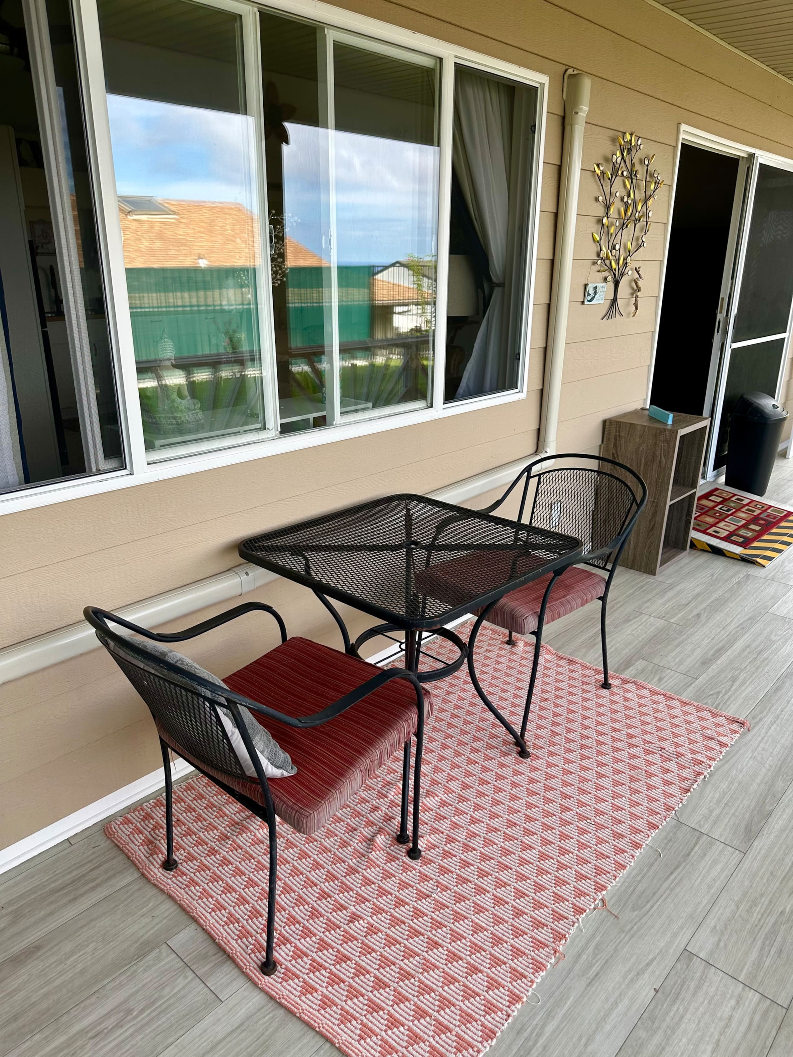 Spacious & Cozy Above Kailua Bay with A/C! - Photo 22