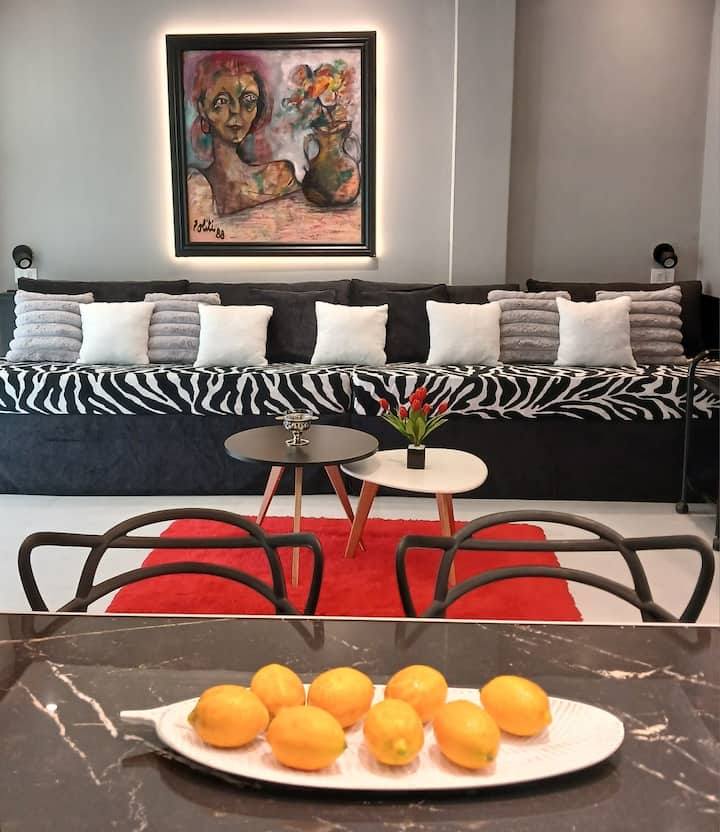 "Lavalle ll" Nuevo, Lujoso, Modo Cine - SuperHost