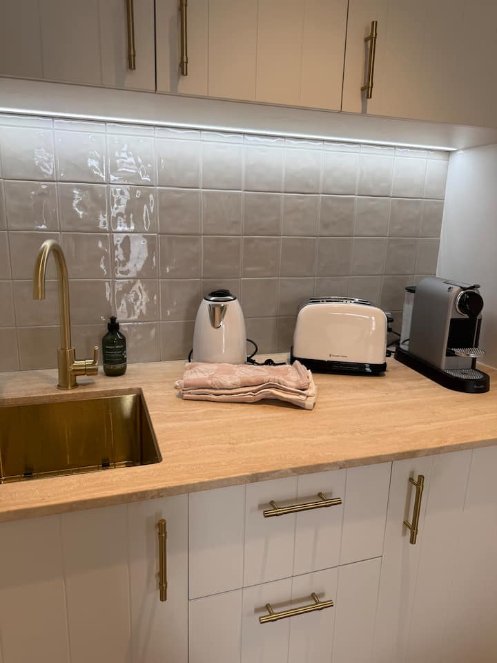 Stylish Studio Retreat | Lennox Head - Ballina