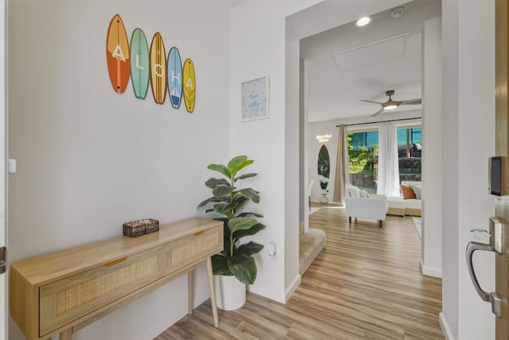 Njia ya mlango wa mbele wa nyumba