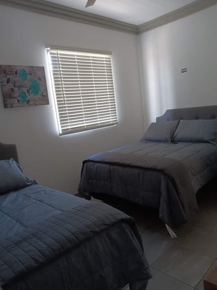 საძინებელი 4