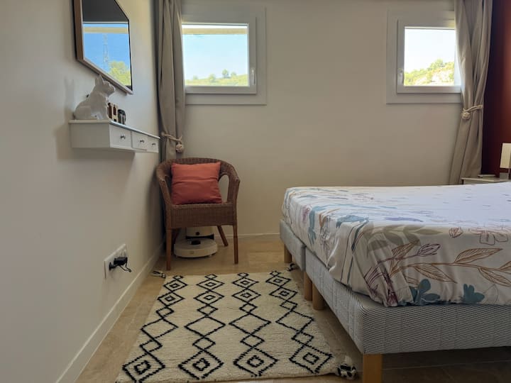 Dhomë gjumi 2