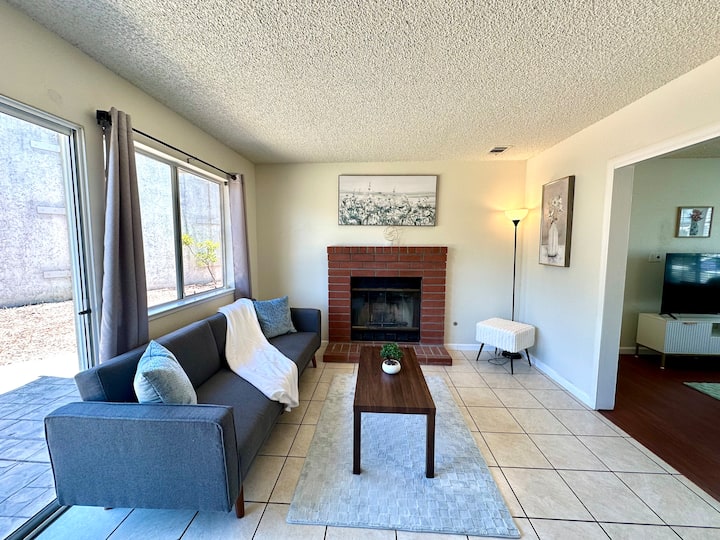 Cozy And New 4b2.5b House In Fremont Near Tesla - Fremont, CA