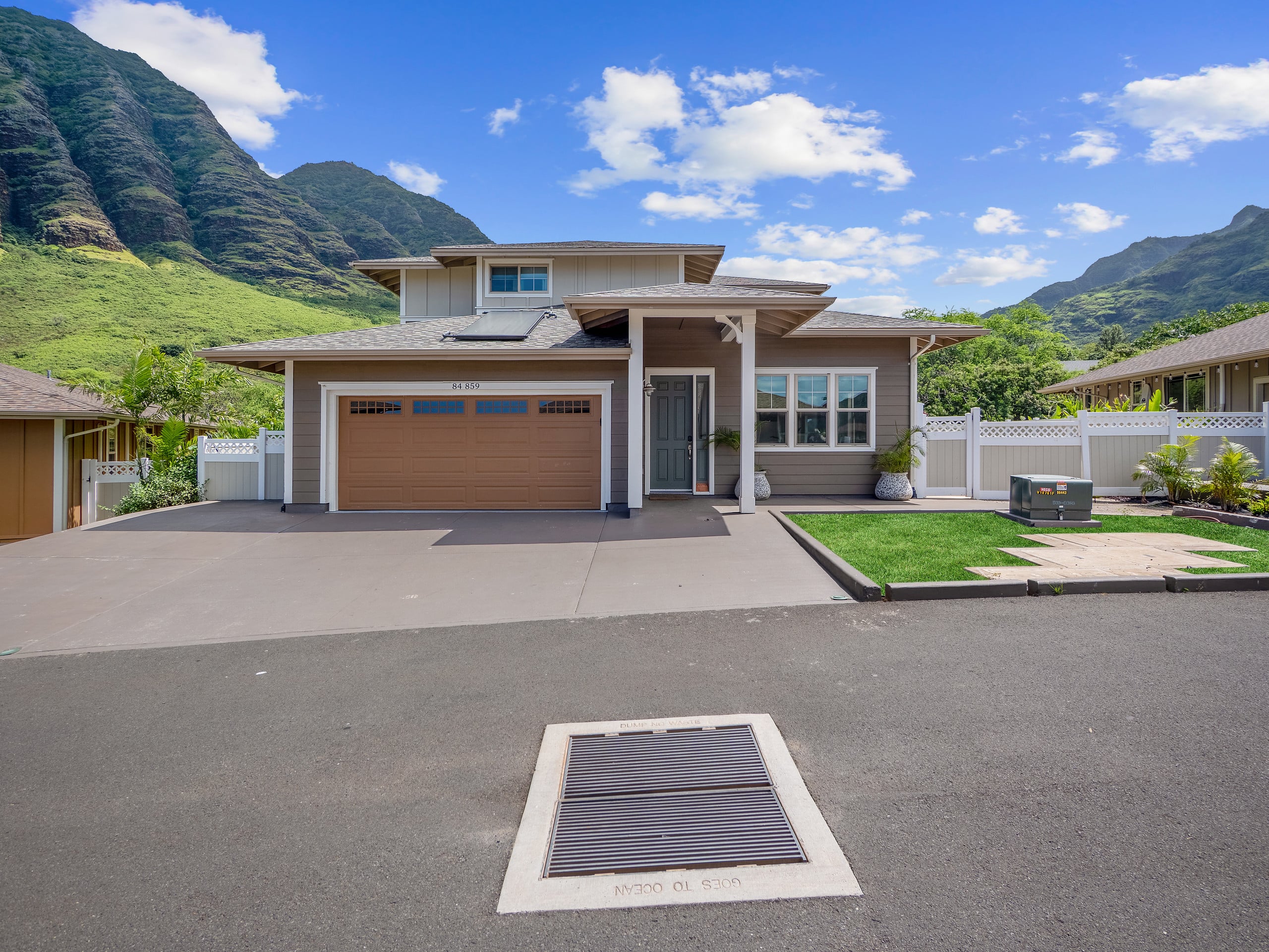 Home in Waianae · ★5.0 · 7 bedrooms · 12 beds · 5.5 private baths - Image 154