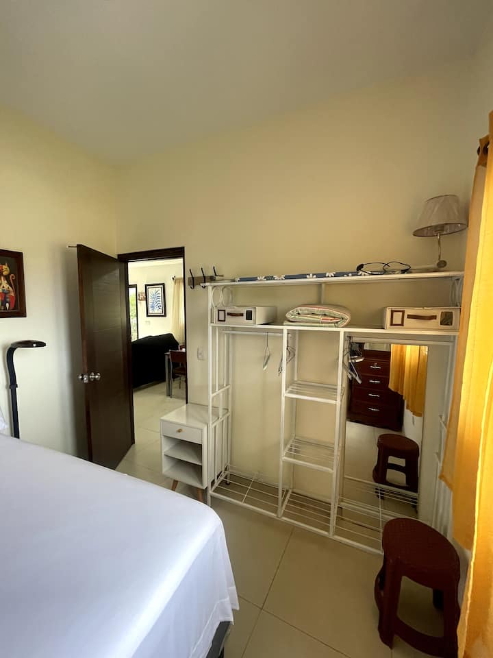 Schlafzimmer 2
