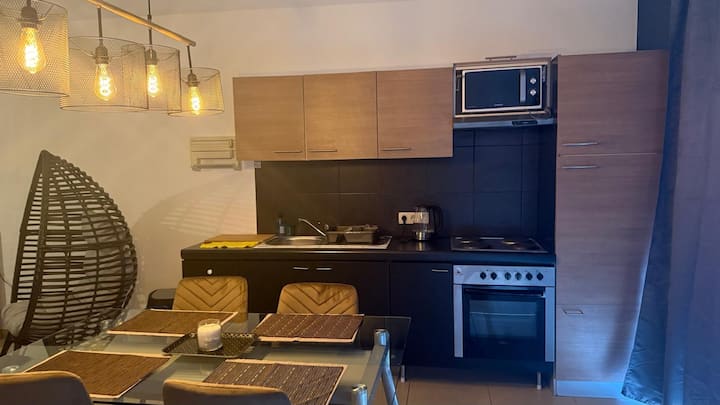 Appartement Spacieux Mons - Parking & Terrasse - Mons