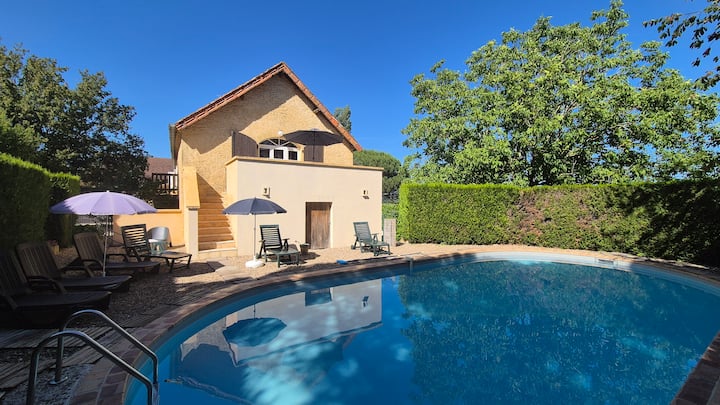 Gite Hugan Avec Piscine Privée, Proche De Sarlat - Dordogne
