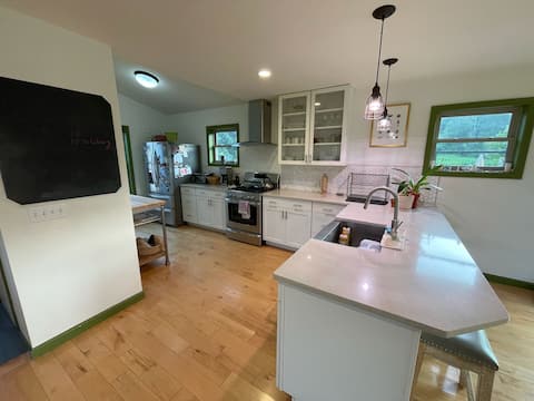 The Snow Globe in Richmond, VT