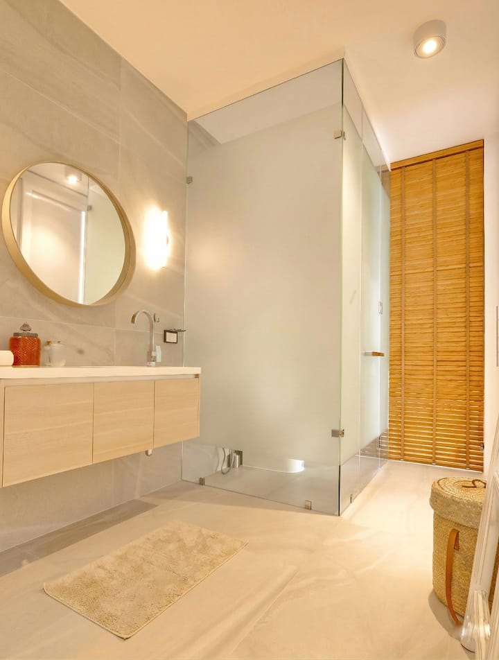 V13 – Haad Yao Studio — photo 19