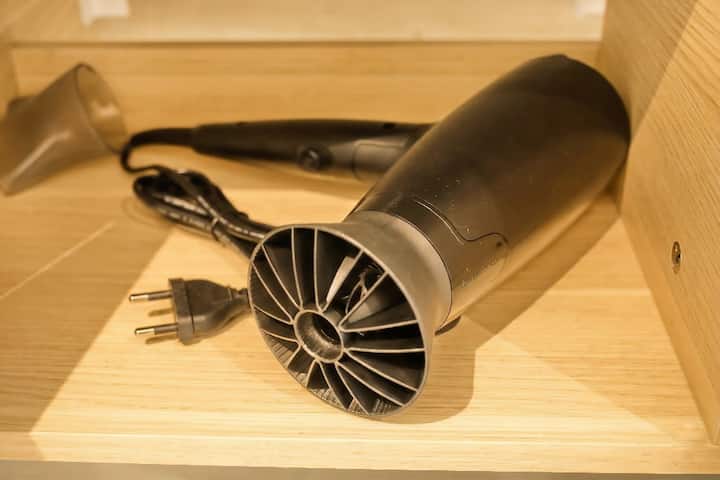 V13 – Haad Yao Studio — photo 17