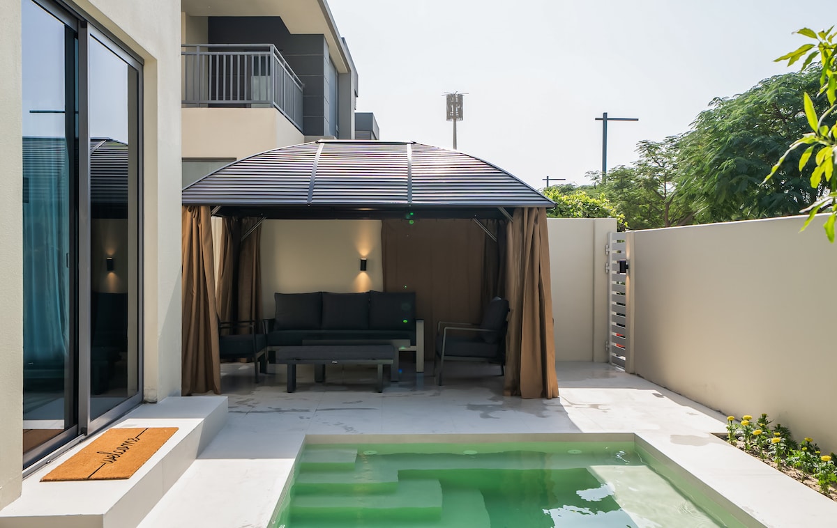 New Arabian Maple 1 Villa 5BR & 1Maid Private Pool - 2