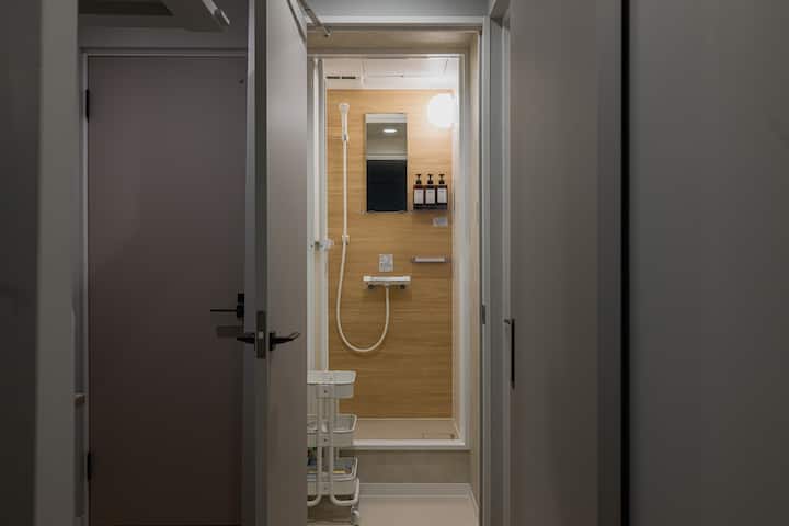 2階シャワールーム