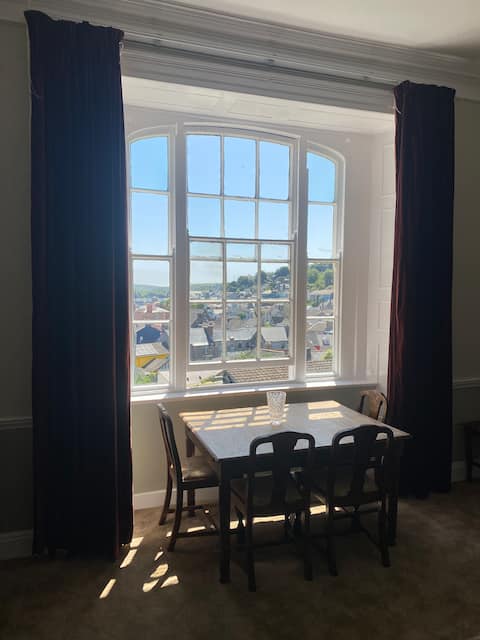 Charming Centrally Located Apartment