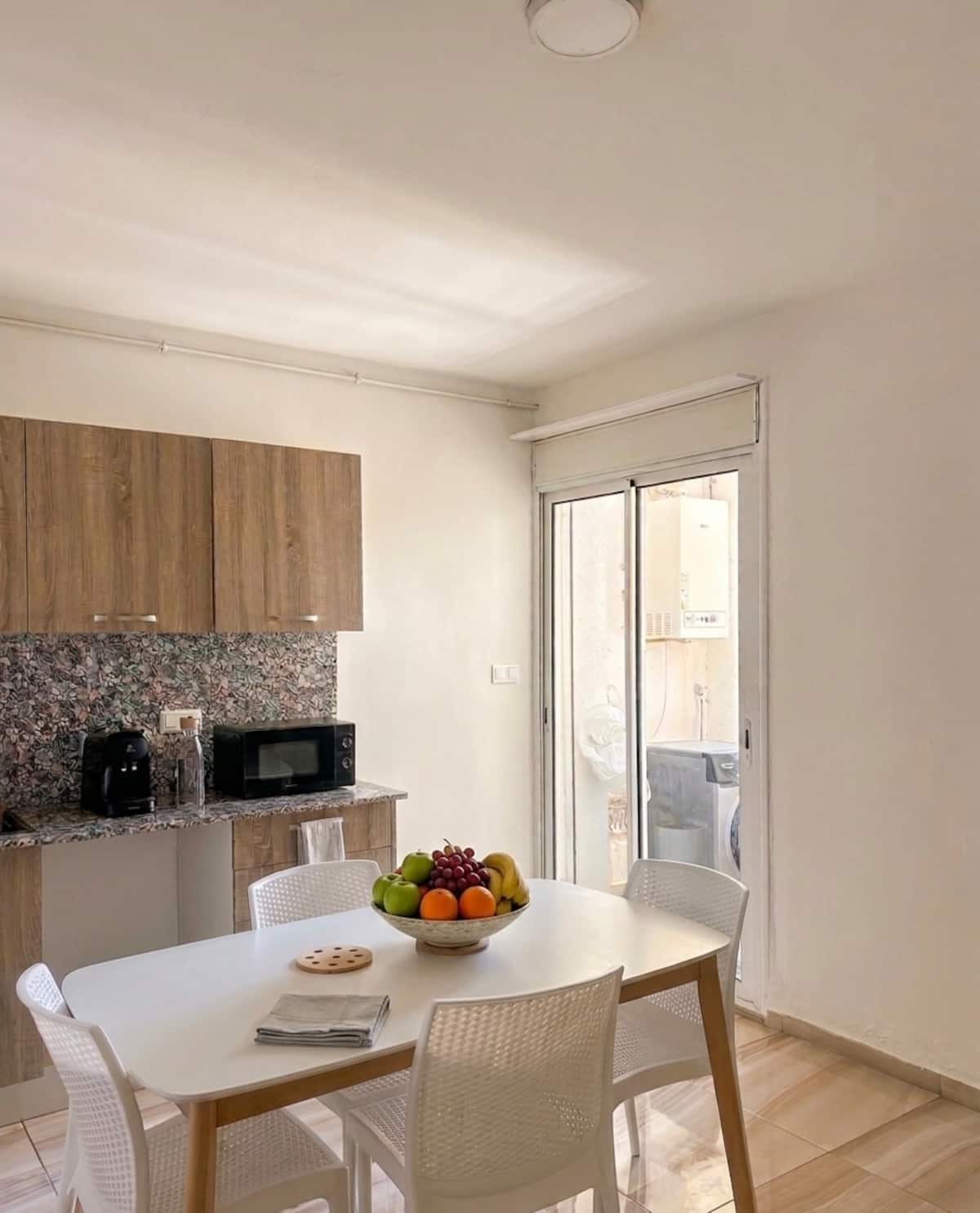Appartement 3 chambres — haut de gamme, vue piscine — Cuisine
