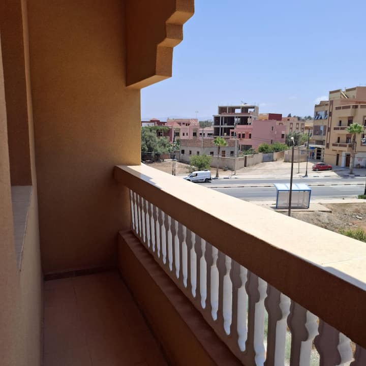 Appartement Spacieux 100m²+patio - Al Hoceïma
